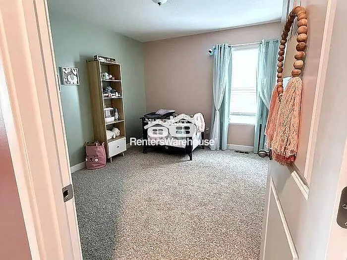 14250 Cheshire Ln N — Photo 15