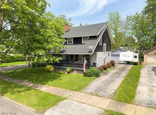 305 Oak Knoll Ave, Newton Falls, OH 44444