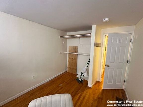 4th image of 28 Phillips St #M