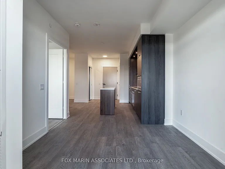 858 Dupont St #806 — Photo 16