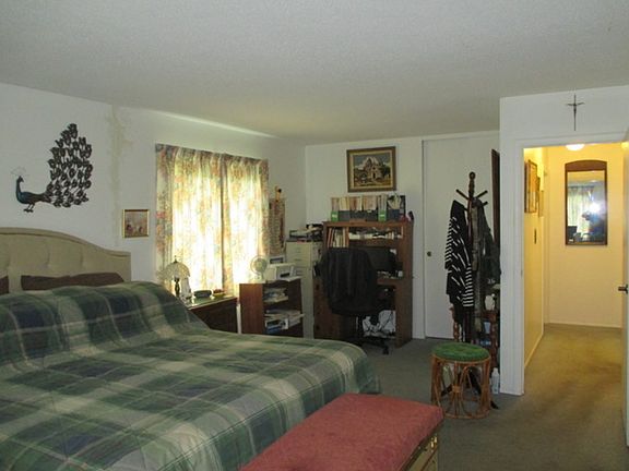 2nd image of 5546 W Celebrity Cir