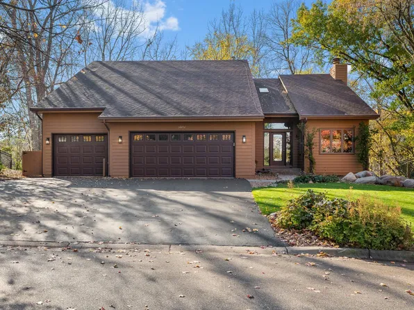 14451 Wellington Rd, Wayzata, MN 55391