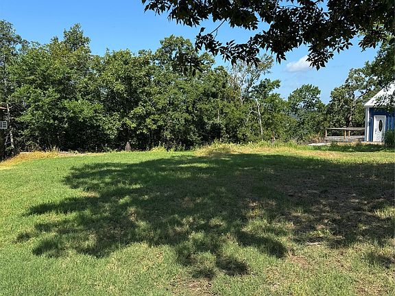 3rd image of 17987 W Sugar Hollow Rd
