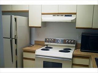 4th image of 3139 Sir Hamilton Cir