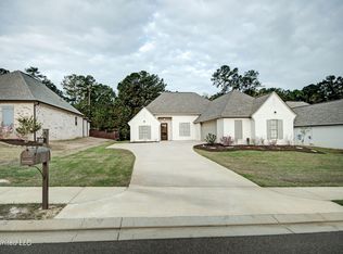 117 Long Leaf Way, Flowood, MS 39232