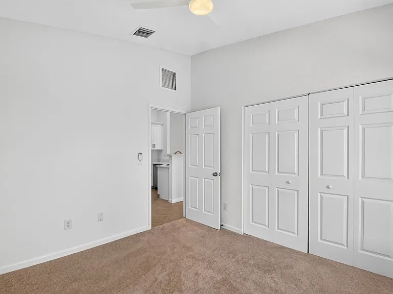 3199 Laurel Ridge Cir — Photo 18