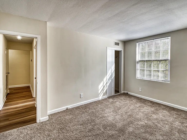 12929 Shaker Blvd — Photo 9