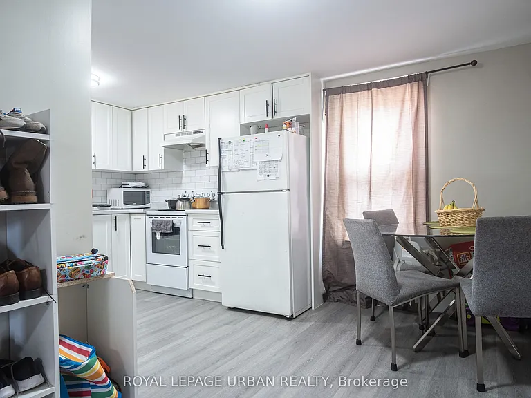 36 Welland St #REAR — Photo 4