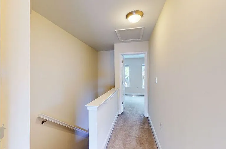 720 Barnes St NE — Photo 24