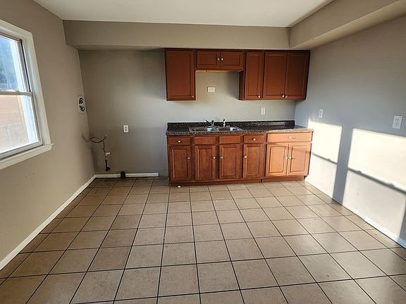 3rd image of 7208-7210 W Hampton Ave #A74a25c86