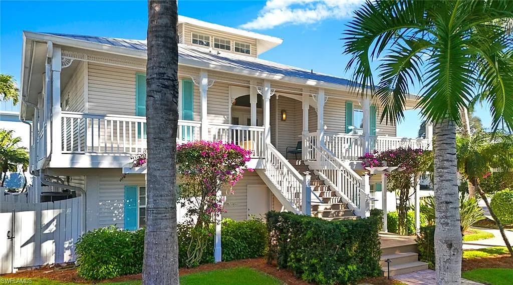 3 bed, 2.5 bath, 1900 sqft, $30,000 — Photo 2