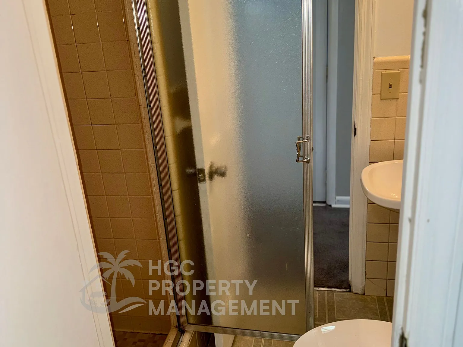 5 Castlewood Drive - 1 — Photo 2