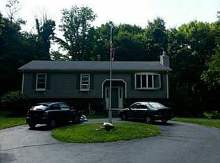 18 Louise Ann Dr, Smithfield, RI 02917