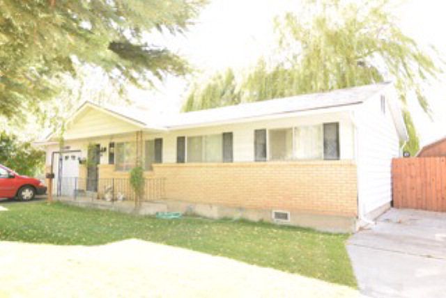 1st image of 1193 Corinne Ave