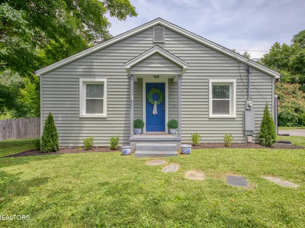 425 W Ford Valley Rd, Knoxville, TN 37920
