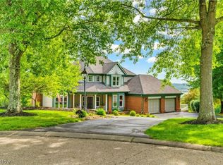 5 Medbery Dr, Coshocton, OH 43812