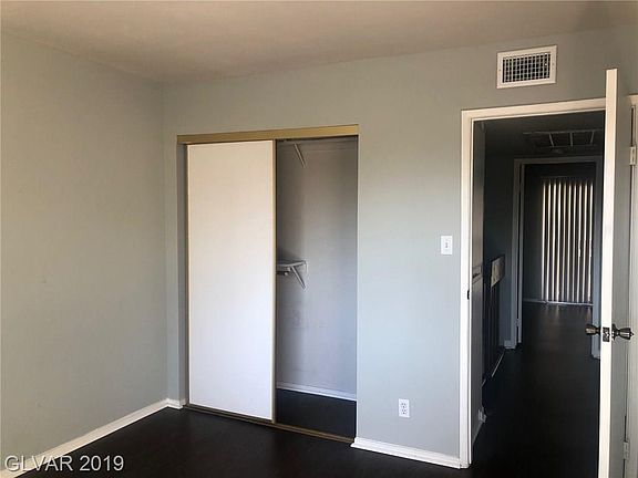 4th image of 638 Brookway Ln