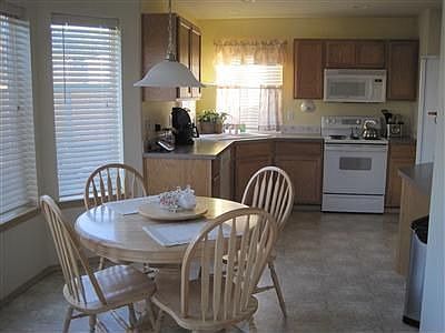 3rd image of 20519 193rd Ave E