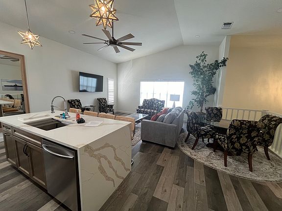 2nd image of 1601 Ocean Dr #6