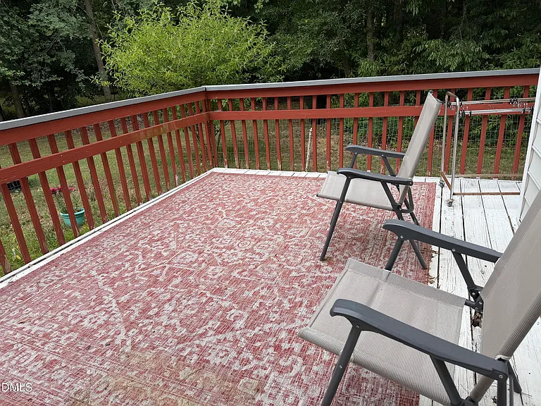 112 Woodshire Ln — Photo 34