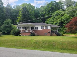 360 Waltersburgh Rd, Smock, PA 15480