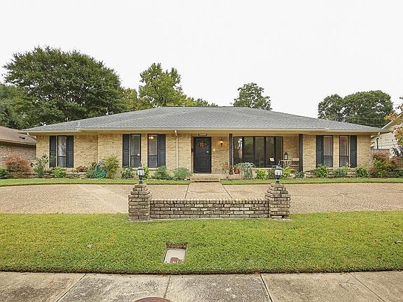 2nd image of 6148 Danbury Ln