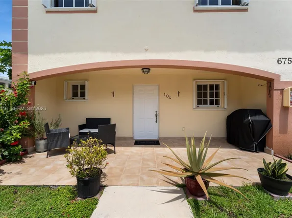 6755 NW 182nd St APT 104, Hialeah, FL 33015