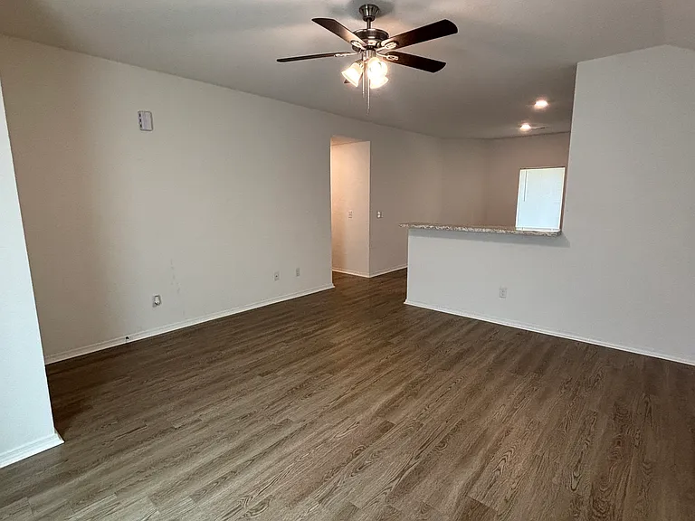 80 Kinley Brook Ln — Photo 5