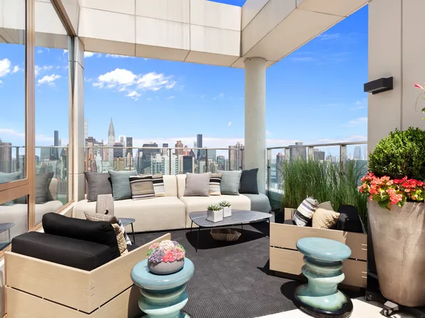 368 3rd Avenue image 7 of 33