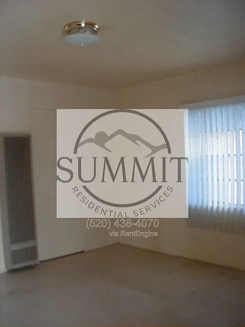 1 bed, 1.0 bath, 600 sqft, $699 — Photo 2