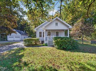 3072 Spawn Rd, Schenectady, NY 12303