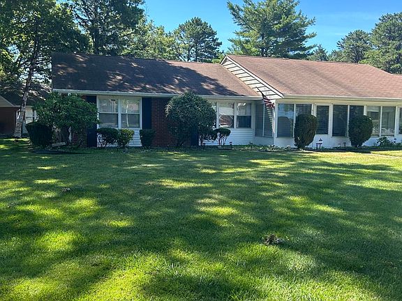 3rd image of 414A Chatham Court