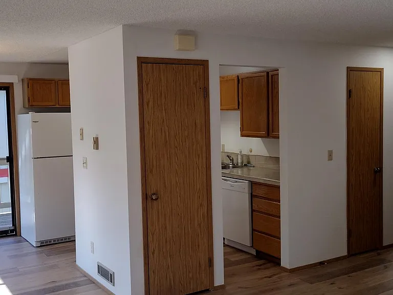 423 Healy Ave S #3 — Photo 5
