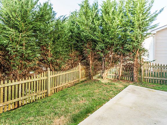 3rd image of 6432 Granite Hill Ln