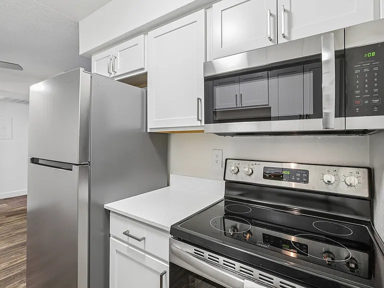 Mesa Station Apartments — Photo 18