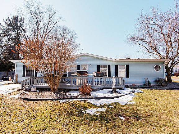 3rd image of 8016 Harbour Dr #812