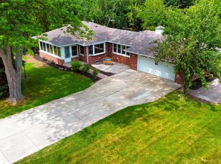 4408 S Lake Dr, Newport, MI 48166