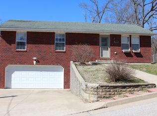 1718 California St, Jefferson City, MO 65101