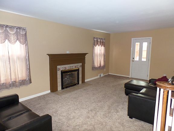 3rd image of 6614 Glenwood