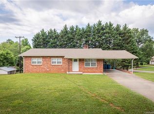 915 Powell Ave SW, Valdese, NC 28690