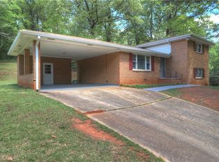 2425 Ovidia Cir SW, Atlanta, GA 30311