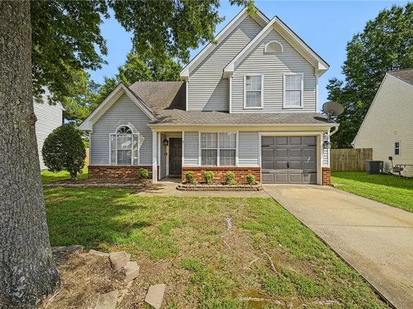 9 Centre Port Cir, Portsmouth, VA 23703