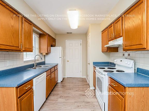 5th image of 119 Oaxaca Ln