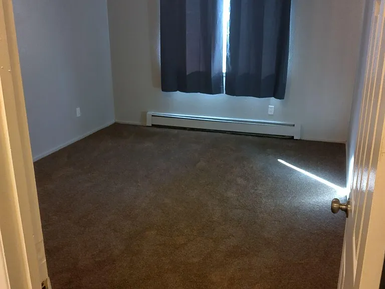 1425 N Yosemite St #11 — Photo 10