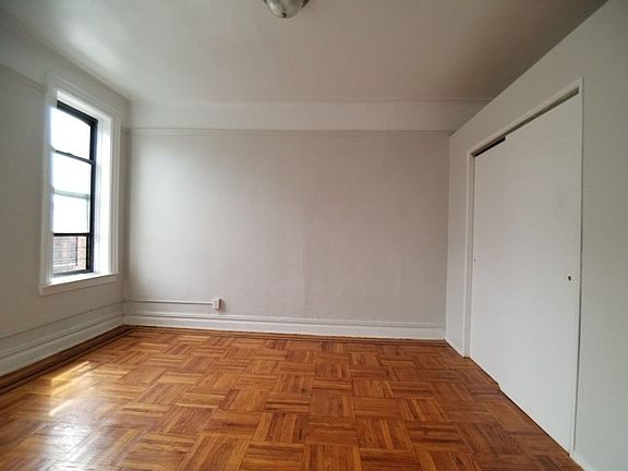 3rd image of 1647 Sterling Pl APT 3A
