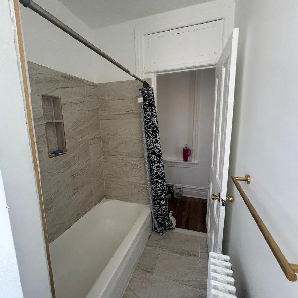 1 bed, 2585 sqft, $1,150 — Photo 2