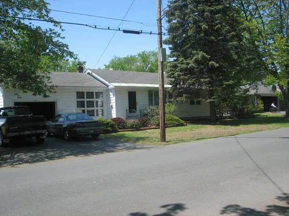 39 Van Ness Ave, Greenwich, NY 12834