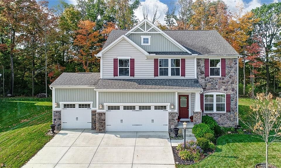 1st image of 2557 Trafalgar Pl
