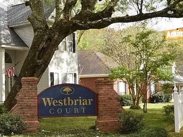 867 W Briar Ct, Mobile, AL 36609