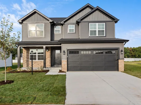 6 Connor Ct, Monticello, IL 61856